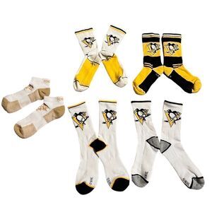 5 pairs of Pittsburgh Penquins youth boys socks.